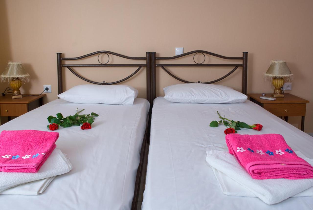 Christina Apartments Pánormos 외부 사진